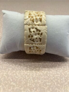 Vintage Bakelite carved bracelet.